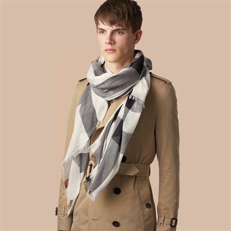 modatal burberry|Burberry cashmere jacket.